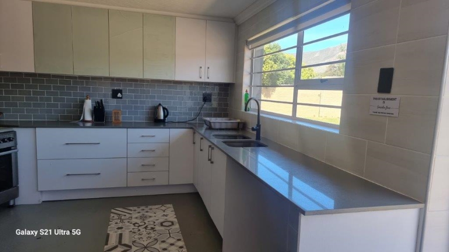 4 Bedroom Property for Sale in Malgas Western Cape